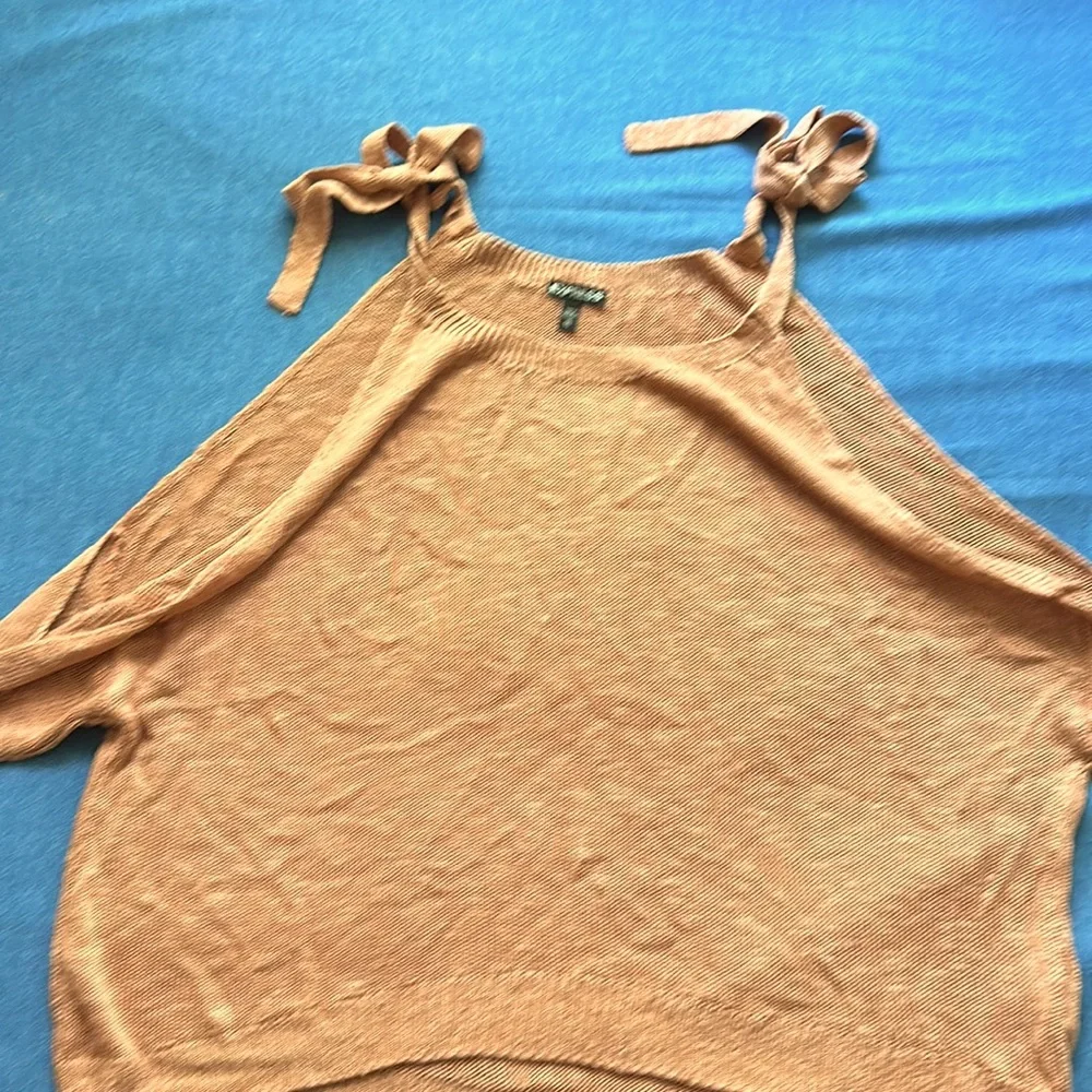 Sweater - Picture 3 of 3